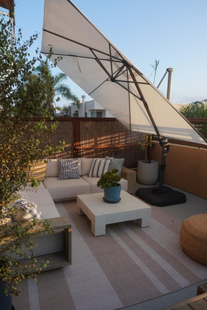 Grand parasol déporté 3mx3m inclinable