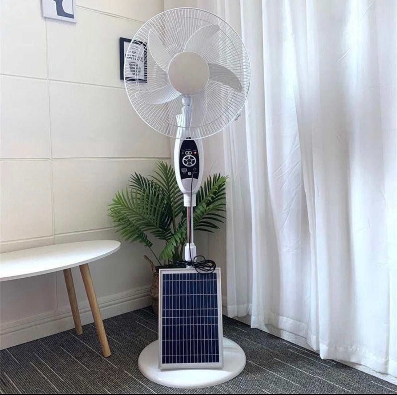 Ventilateur Solaire rechargeable avec 02 lampes