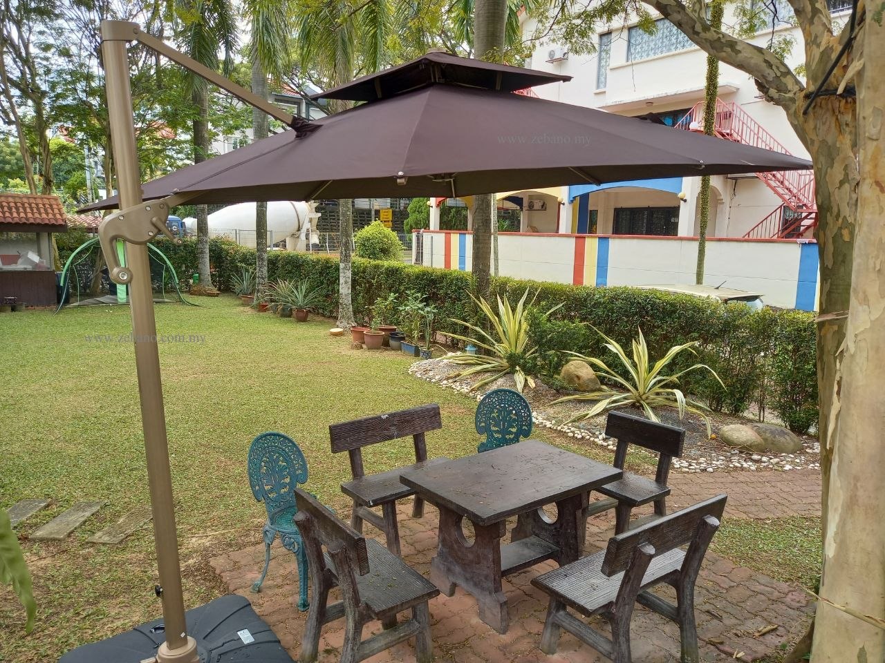 Grand parasol déporté  3x3m